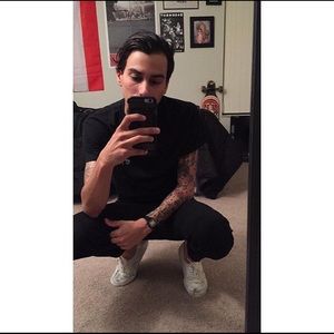 Meet your Posher, Elvin